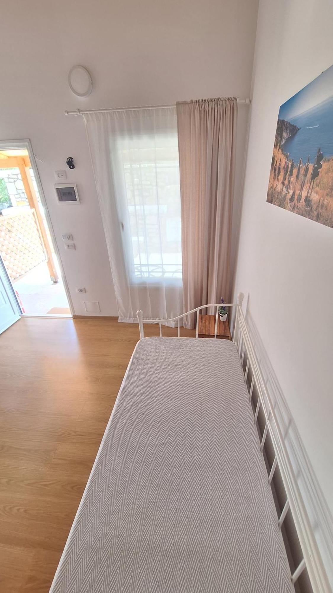 Tonea'S Houses Himare Kamer foto