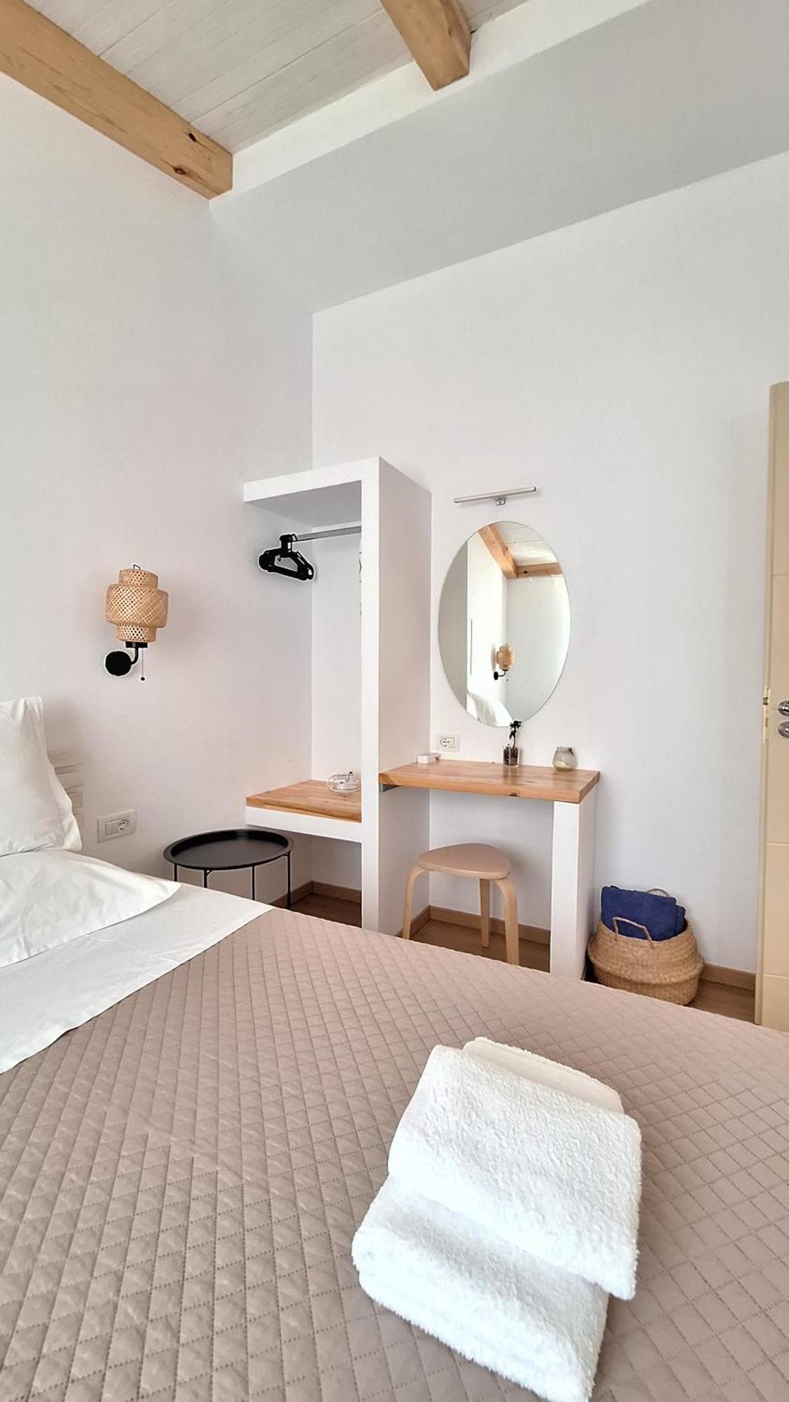 Tonea'S Houses Himare Kamer foto